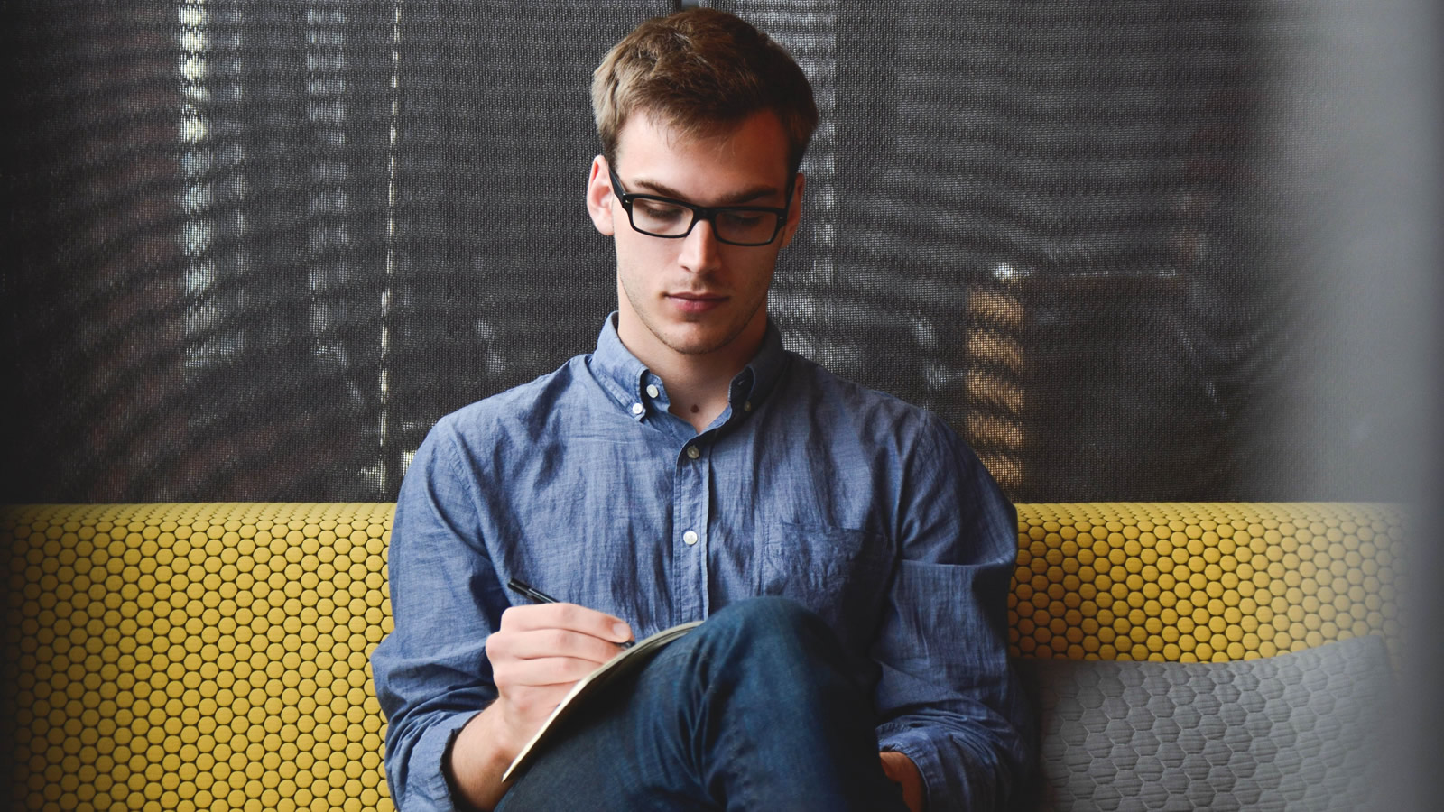 Get to grips with human psychology and achieve 95%+ compliance on mandatory training